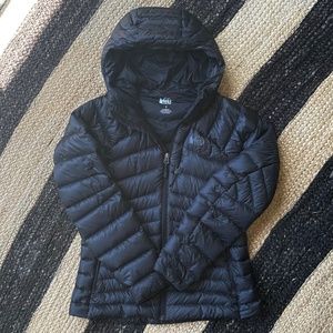 REI - WOMENS FEATHER DOWN JACKET